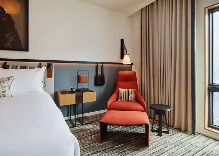 Hotel The Cloudveil, Autograph Collection 4*