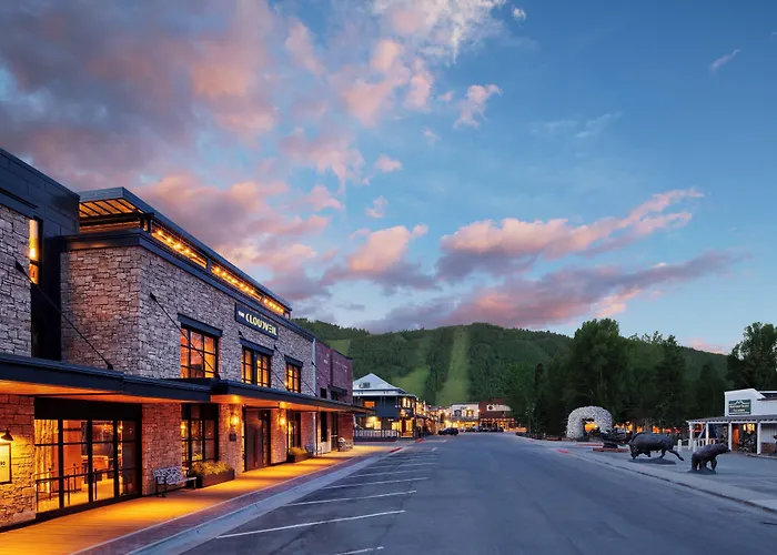 Hotel The Cloudveil, Autograph Collection